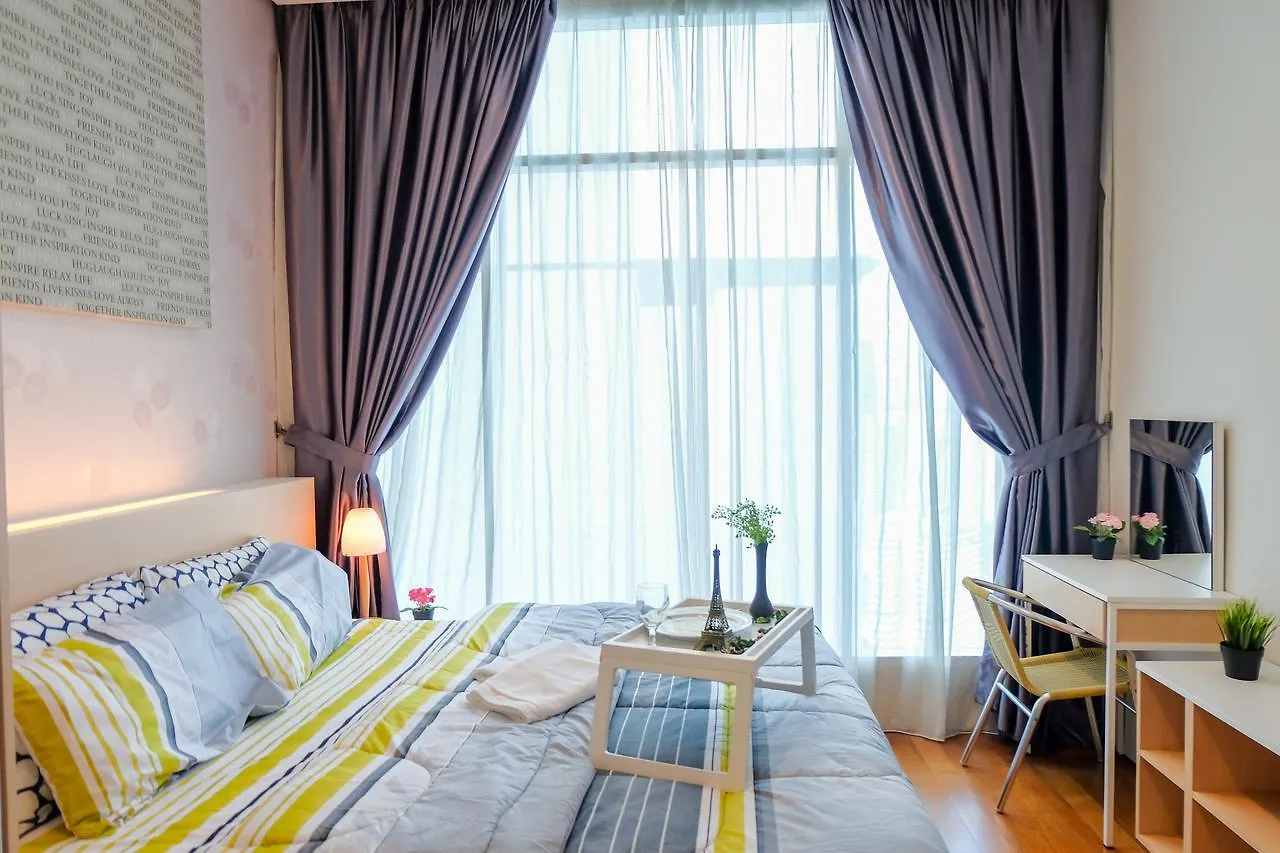 Soho Suites Klcc By Perfect Host 쿠알라룸푸르 아파트